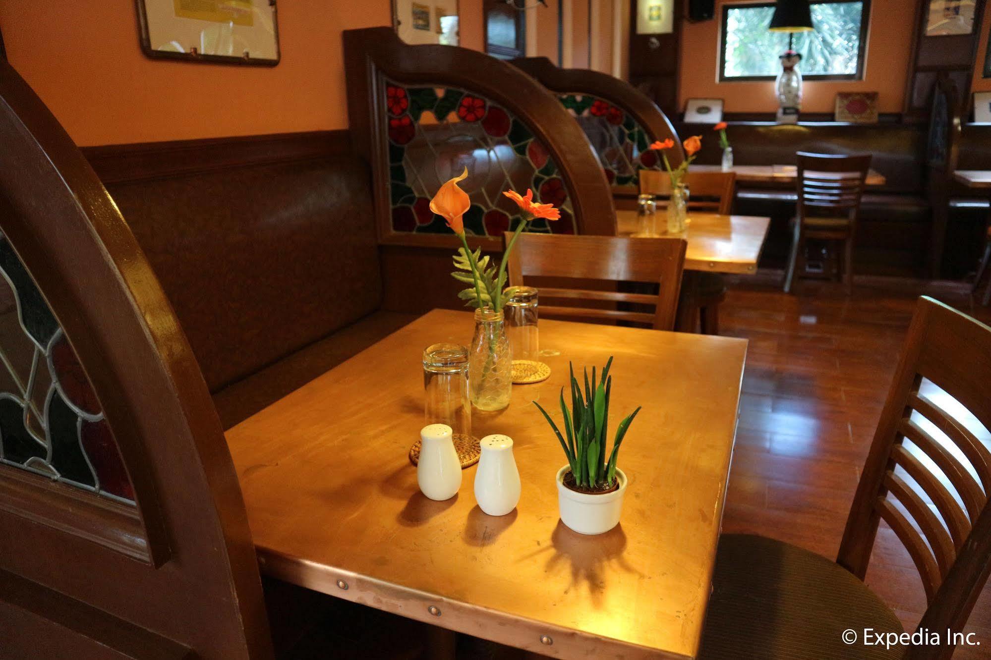Hampstead Boutique Hotel Boracay Balabag  Bagian luar foto