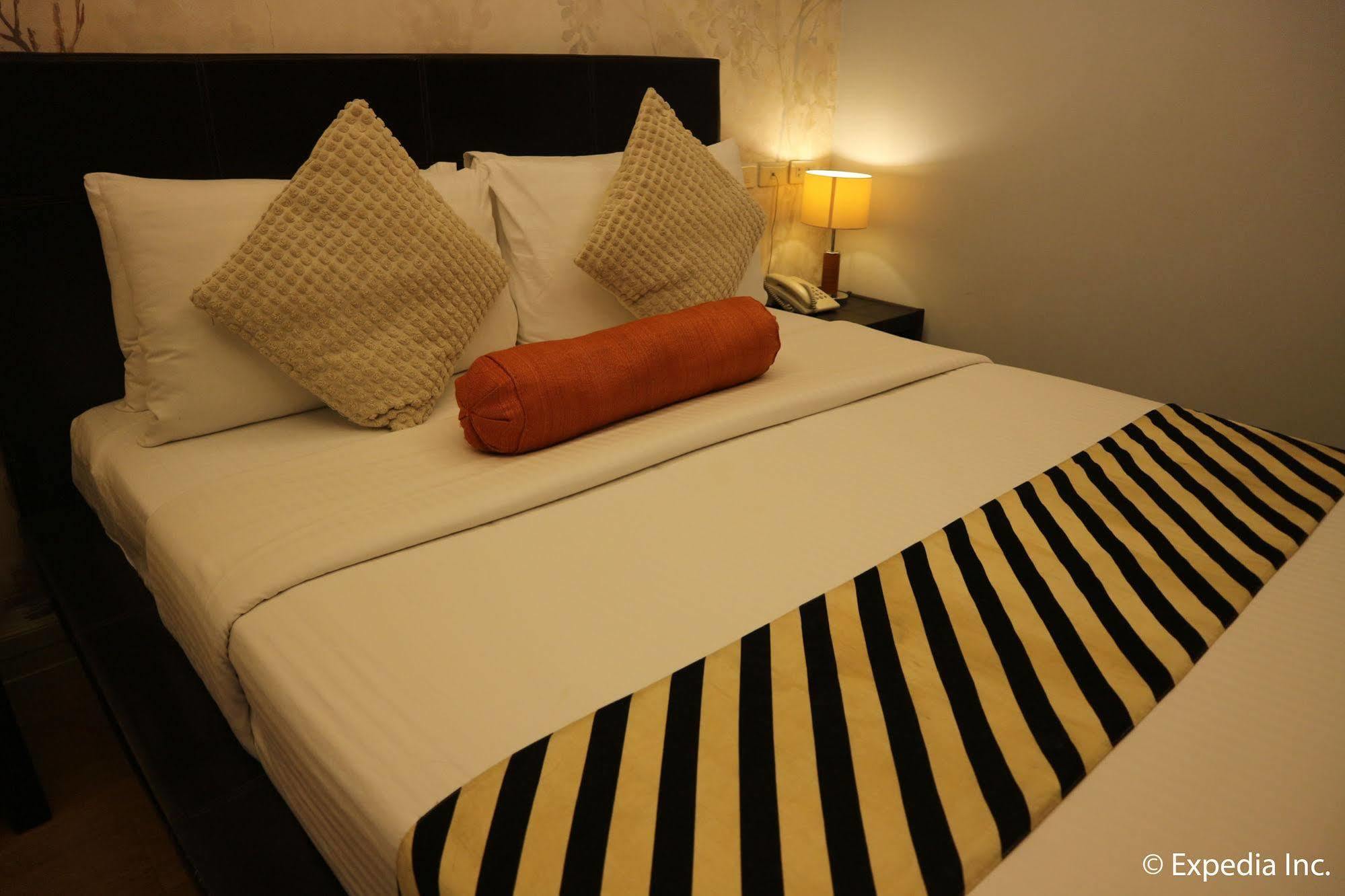 Hampstead Boutique Hotel Boracay Balabag  Bagian luar foto